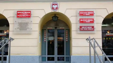 Współpraca z policją, wsparcie dla seniorów. Śródmieście rozszerza pomoc suicydologiczną