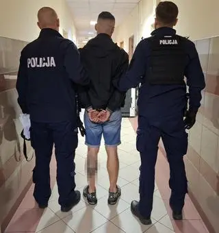 Uciekał z 3 zakazami i promilem alkoholu