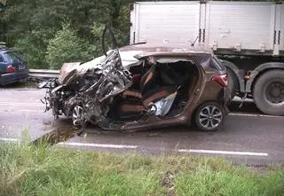 Stracił panowanie nad ciężarówką, zginęła 60-latka
