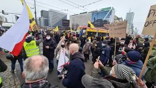 Protest na rondzie Dmowskiego