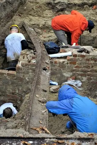 Znaleziska archeologów w Ogrodzie Krasińskich 