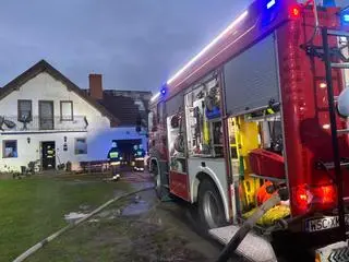Pożar domu w Młodzieszynie 