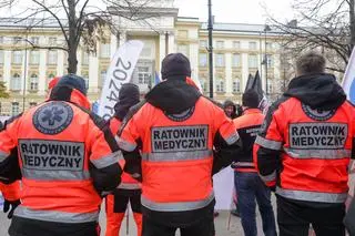 Protest pielęgniarek przed kancelarią premiera 