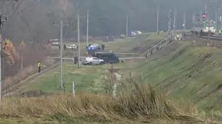 Uszkodzony fragment torów na stacji PKP Mika