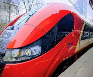 Odnowiony pociąg SKM typu elf