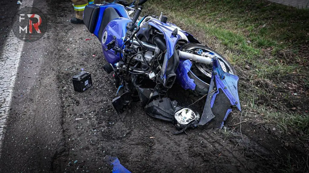 Zderzenie motocyklisty z autem. Ponad dwa promile i zakaz prowadzenia