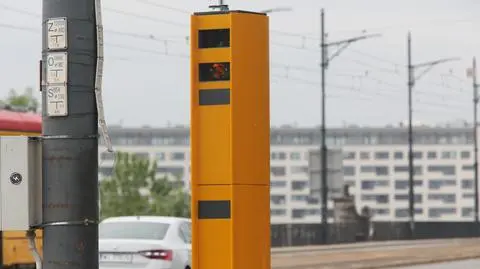 Rok z fotoradarami na moście Poniatowskiego. Rekordzista pędził ferrari z prędkością 170 km/h