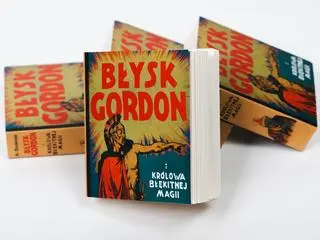 Współczesne wydanie komiksu "Błysk Gordon i królowa Błękitnej Magii"