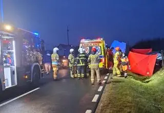 Wyprzedzał ciągnik rolniczy, nie żyje