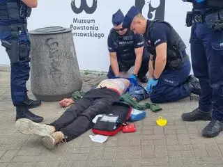 Akcja ratunkowa przy stacji metra Centrum 