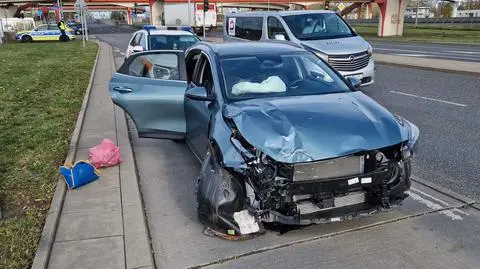 Zderzenie aut w pobliżu lotniska