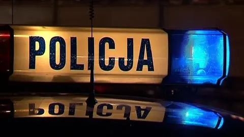 Znaki Zorro i serduszka. Pijany zniszczył 39 aut