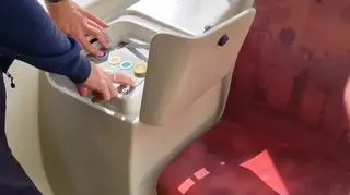 W związku z budową torowiska tramwaje po pętli Kielecka jeżdżą tyłem