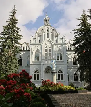 Elewacja katedry po pracach 