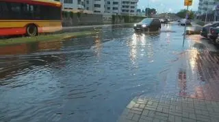 Zalane skrzyżowanie w Ursusie