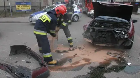 Praga Południe: zderzenie citroena z fordem