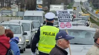 Protest mieszkańców na S7 w Rembertowie