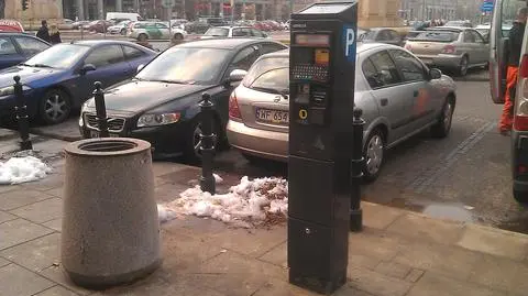 Warszawa chce podnieść ceny parkowania. 4 zł za pierwszą godzinę?