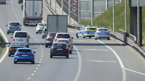 Kontrolowali odległość pomiędzy autami. "Niektórzy o takim przepisie nawet nie słyszeli"