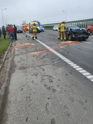 Zderzenie na S8 na wysokości Nadarzyna