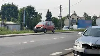 Kolizja trzech aut na Płochocińskiej