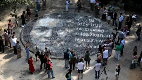 "Tu leży trup nieznanego mieszkańca Warszawy"