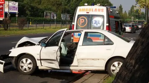 Zderzenie na Wawelskiej. Jedna osoba ranna