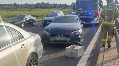 Zderzenie trzech aut na S2. Utrudnienia
