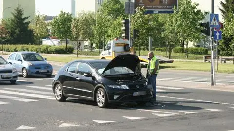 Zderzenie toyoty, ssangyong i hondy. Kolizja na Ursynowie