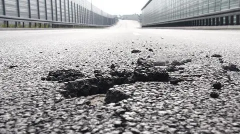 Winny cement, nie wykonawca. Miasto zapłaci za poprawki na Północnym?