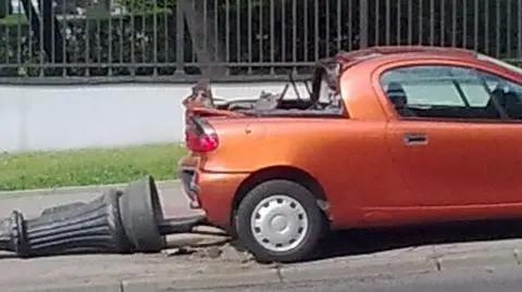 Skosił latarnię przy Belwederze