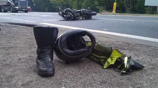 Motocyklista ranny po wypadku na Czecha