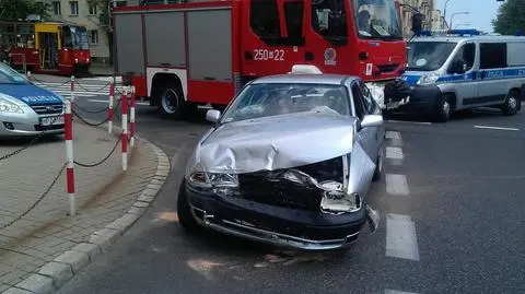 Dwie osoby ranne wypadku na skrzyżowaniu