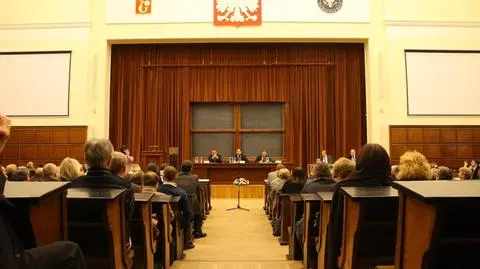 Wybory rektora UW. Zostało trzech kandydatów