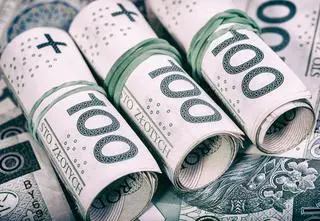 Szantażował firmy, groził im detonacją i rozpyleniem trucizny. Żądał kryptowalut