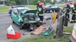 Seicento uderzyło w latarnię