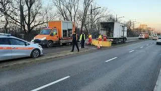 Na moście Poniatowskiego pękła szyna 