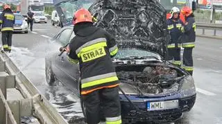 Pożar samochodu w Alejach Jerozolimskich