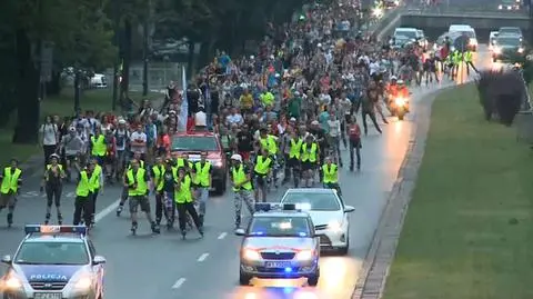 Ulice należały do rolkarzy. Setki osób pojechały na Ursynów 