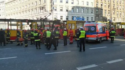 Zarzuty dla pieszego i motorniczego za wypadek tramwajów w centrum