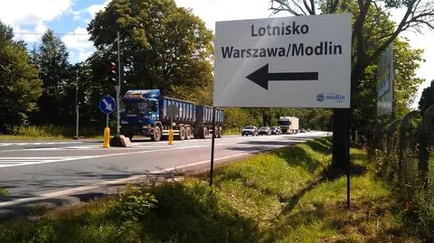 Oznakowali trasę na lotnisko