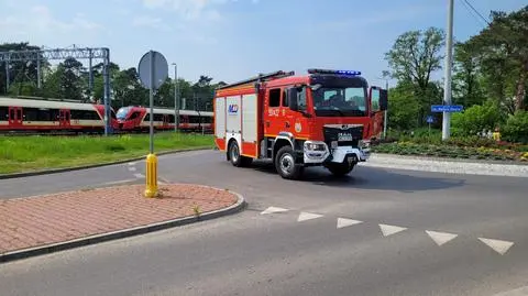 Pociąg potrącił pieszego na linii otwockiej 