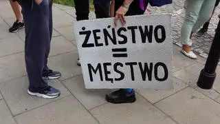 Protest "Gruntujemy Cnoty Niewieście"