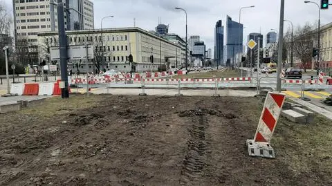 Ruszyła budowa trasy tramwajowej na Kasprzaka. Nie obyło się bez wycinki drzew