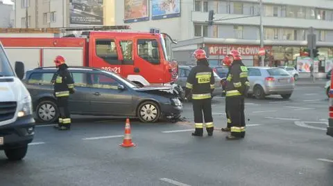 Kolizja dwóch fordów.  Były utrudnienia