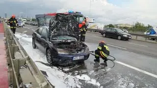 Pożar samochodu w Alejach Jerozolimskich