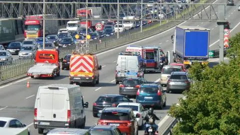 Wypadek i korek na S8. Ranna motocyklistka