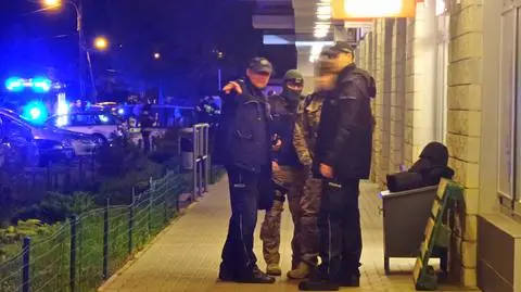 Wybuch w bloku w Ursusie. "Zabezpieczono stare naboje"