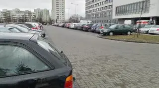 Parking tylko dla klientów urzędu