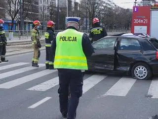 Zderzenie na skrzyżowaniu al. Jana Pawła II i ul. Stawki